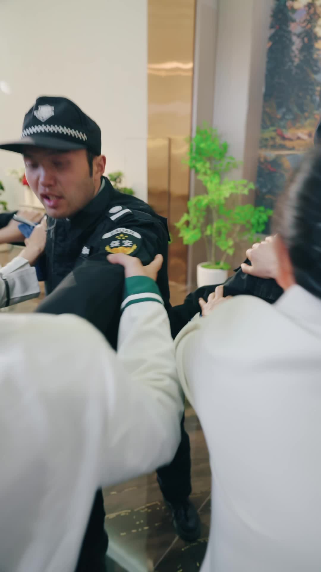 Episode 12 - Poor? I'm the Billionaire's Daughter